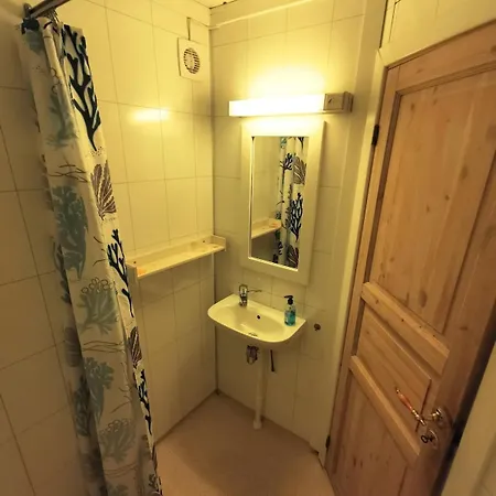 - 7 Bedrooms - Wi-fi *