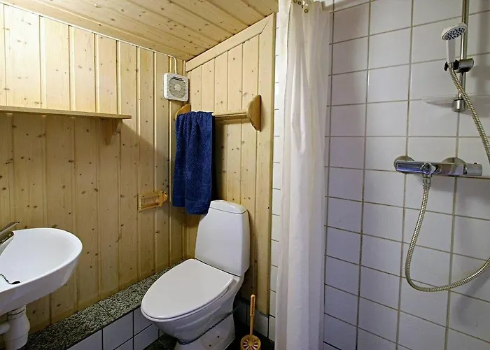Semesterbostad - 7 Bedrooms - Wi-fi