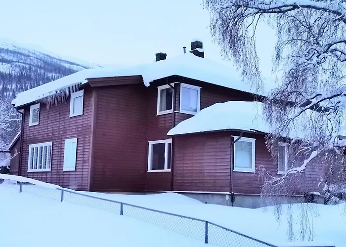 - 7 Bedrooms - Wi-fi Semesterbostad