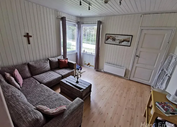 - 7 Bedrooms - Wi-fi *